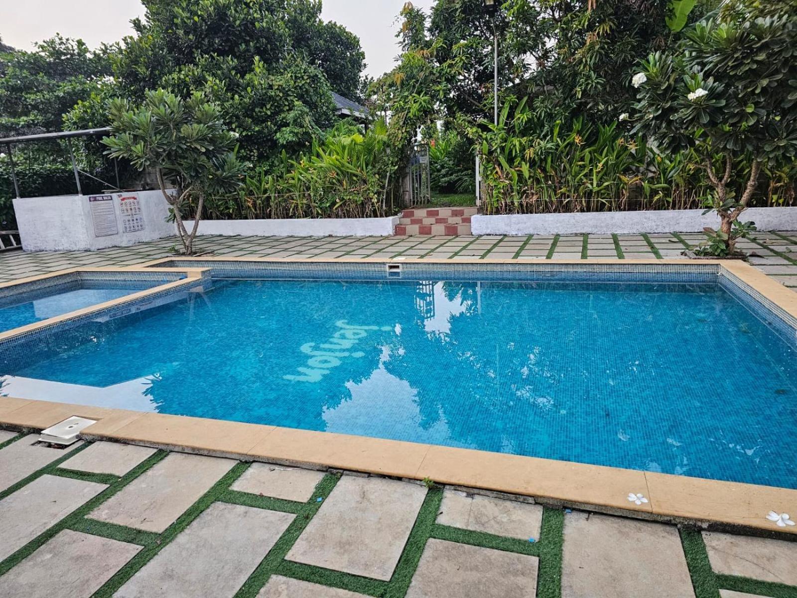 Jenjon Best Retreat Chalets At Sparsh Karjat Resort With Optional Swimming Pool Exterior foto
